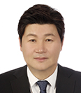 김진석