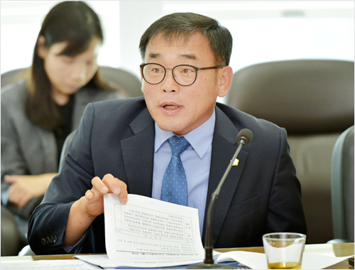 의원 윤원균